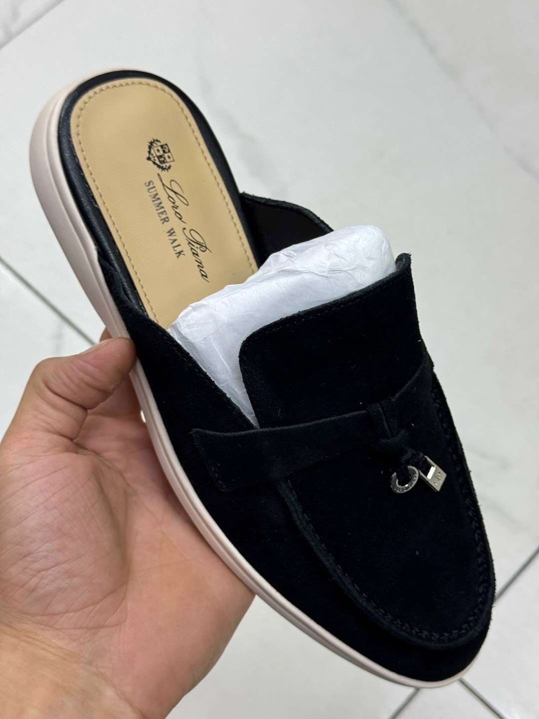 ,лоферы loro piana,мюли loro piana,женские замшевые мюли loro piana бежевые,сабо loro piana
