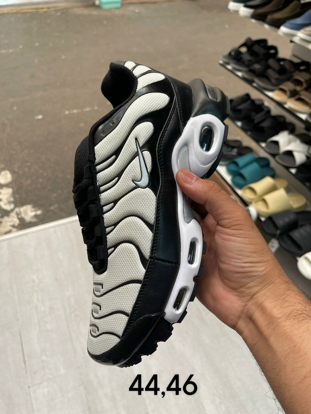 кроссовки adidas ozweego адидас озвиго,кроссовки adidas ozweego,кроссовки adidas,женские кроссовки adidas ozweego,мужские кроссовки adidas ozweego