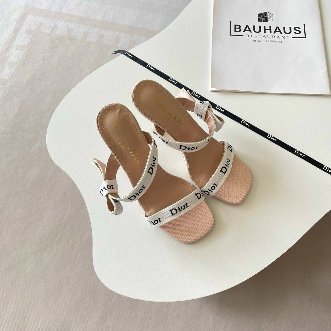 босоножки кристиан диор,,шлепанцы кристиан диор,босоножки balenciaga,шлепанцы женские