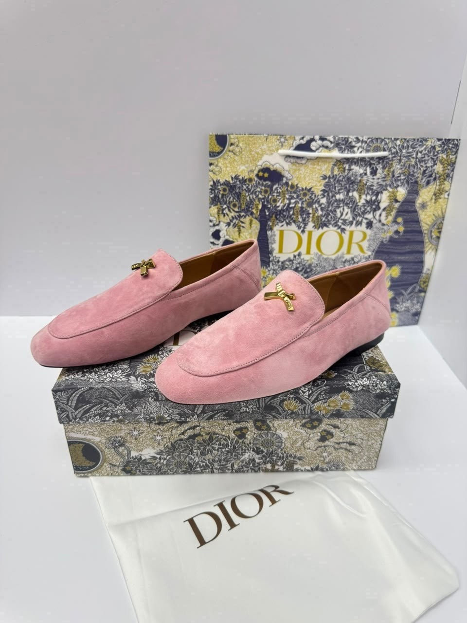 ,модели туфель,лоферы женские,замшевые лоферы,женские лоферы gucci