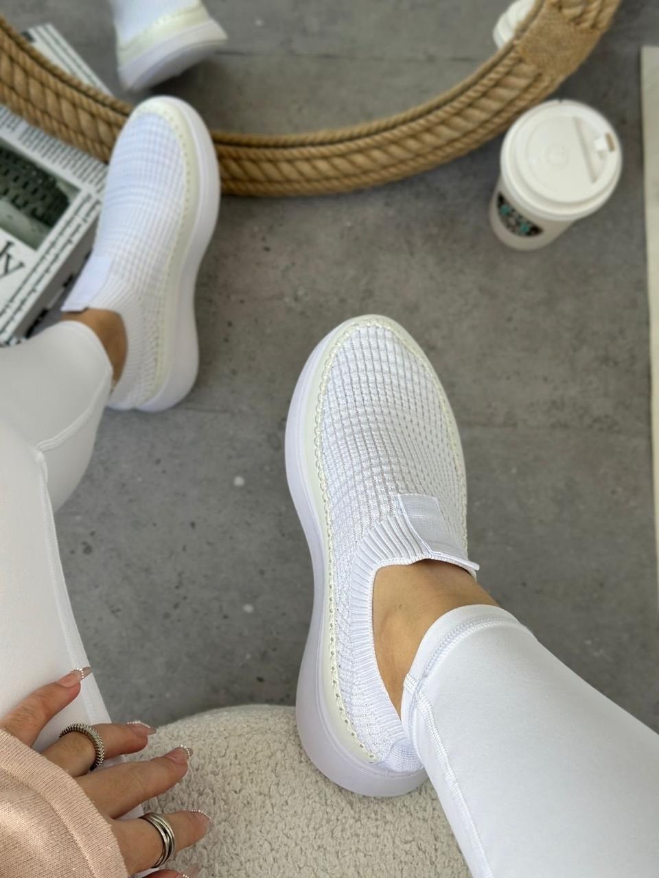 оранжевые кроссовки,кроссовки женскиe,оранжевые кроссовки женские,adidas yeezy boost 350 v2 yellow,