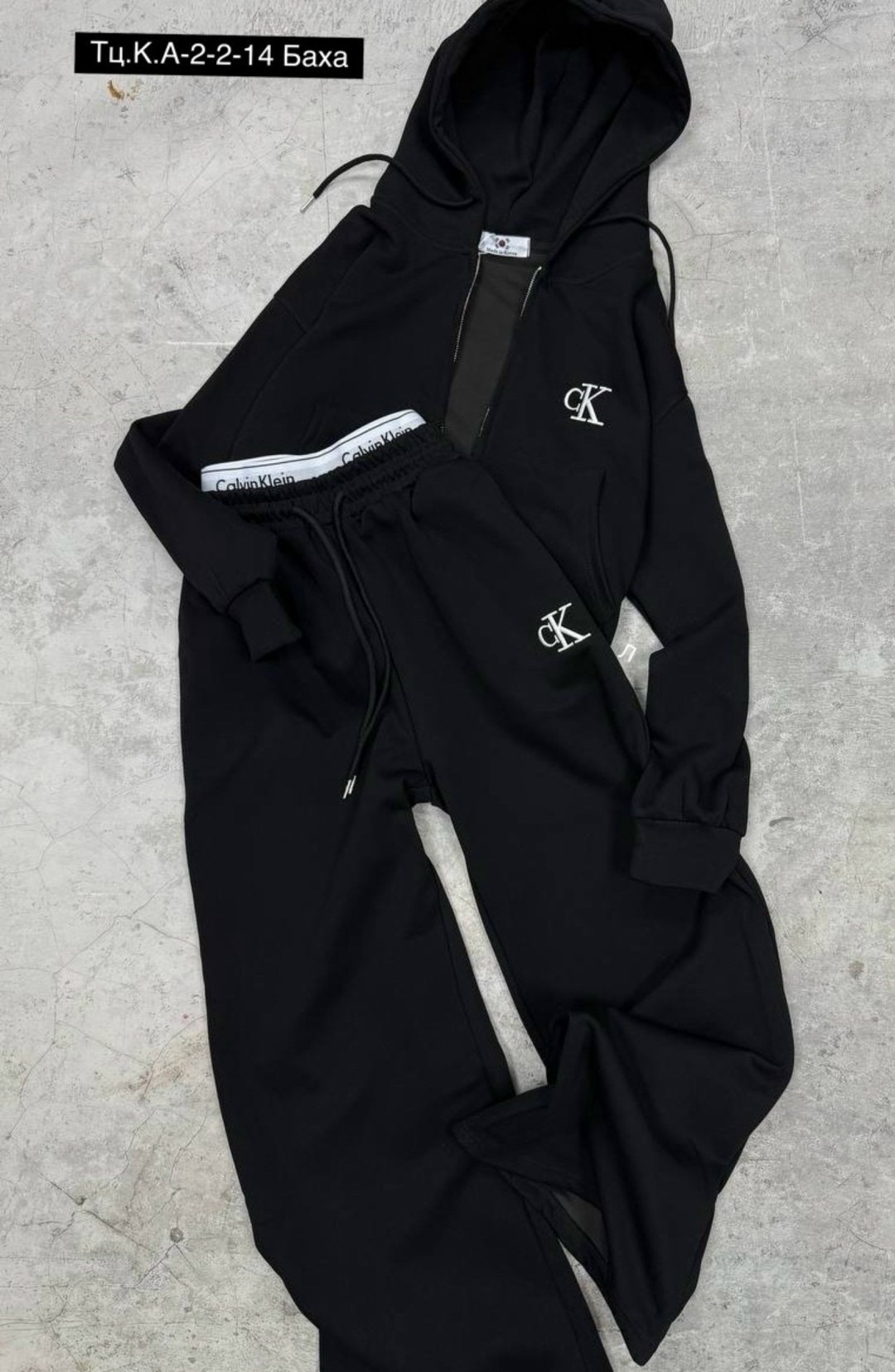 спортивный костюм calvin klein,кельвин кляйн спортивный костюм,спорт костюм кельвин кляйн,спортивные костюмы женские,спортивный костюм кельвин кляйн мужской