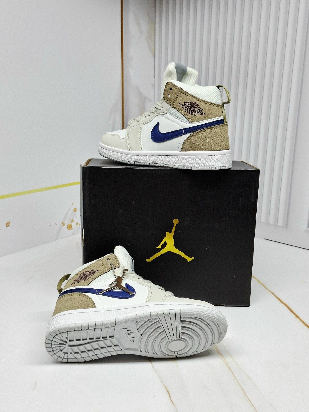 кроссовки,кроссовки мальчику,nike air jordan 1 mid,кроссовки детские демисезон,кроссовка детская