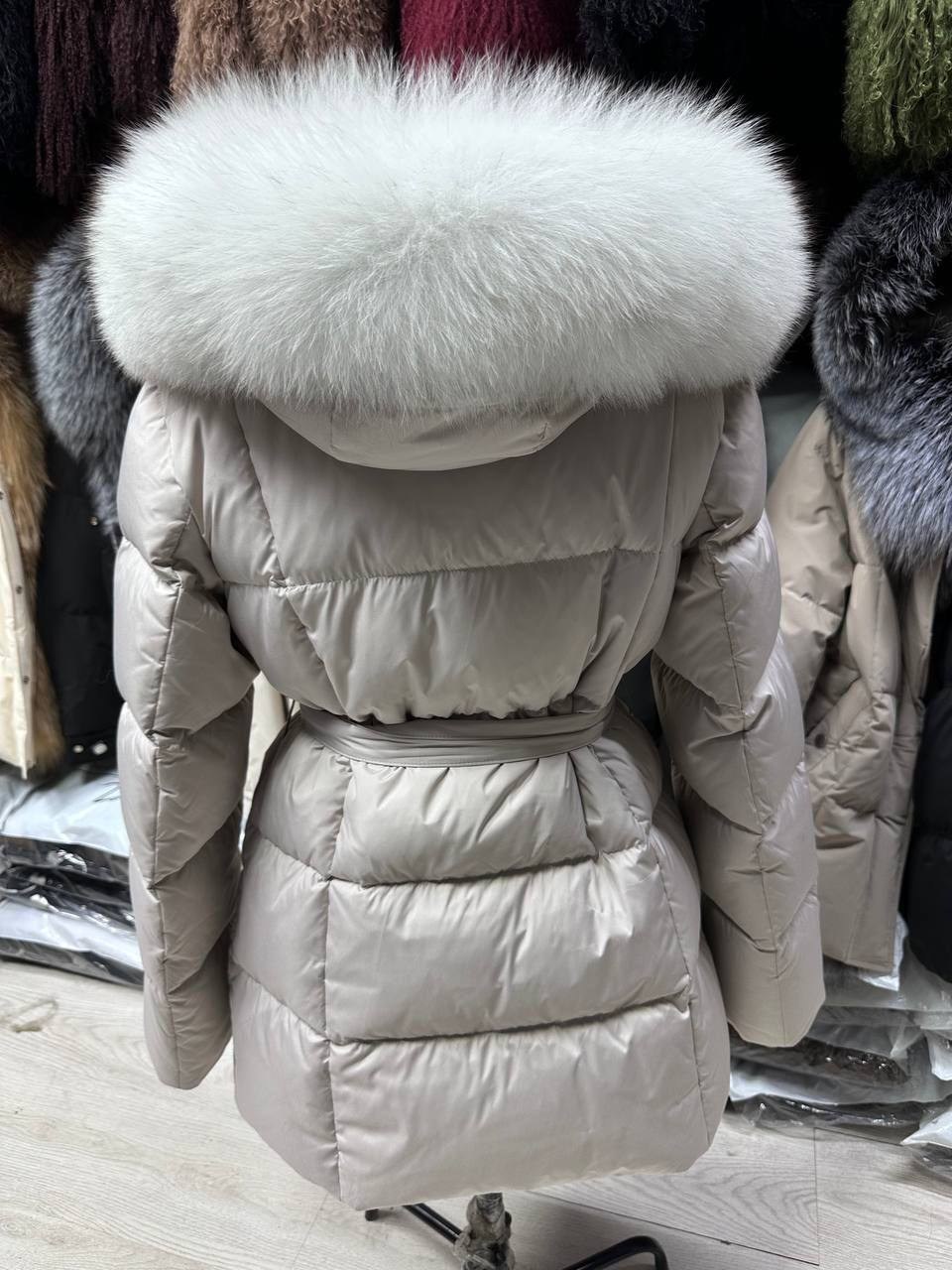 пуховик с натуральным мехом,пуховик женский зимний,женские пуховики,пуховик,пуховик с натуральным мехом и песца70 cm с капюшоном