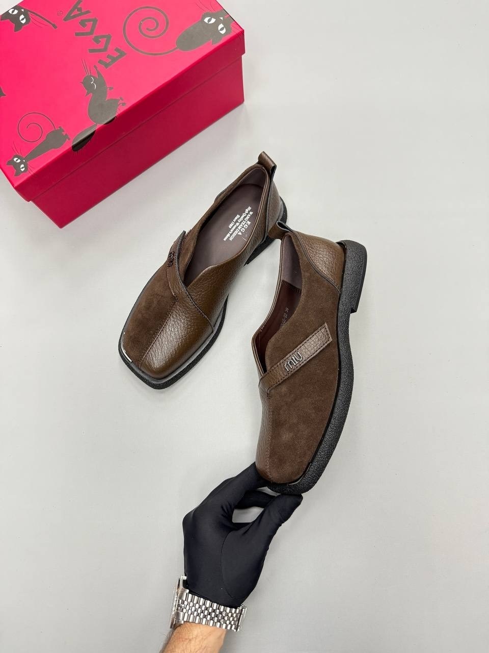,лоферы женские, женская,модные лоферы,prada лоферы