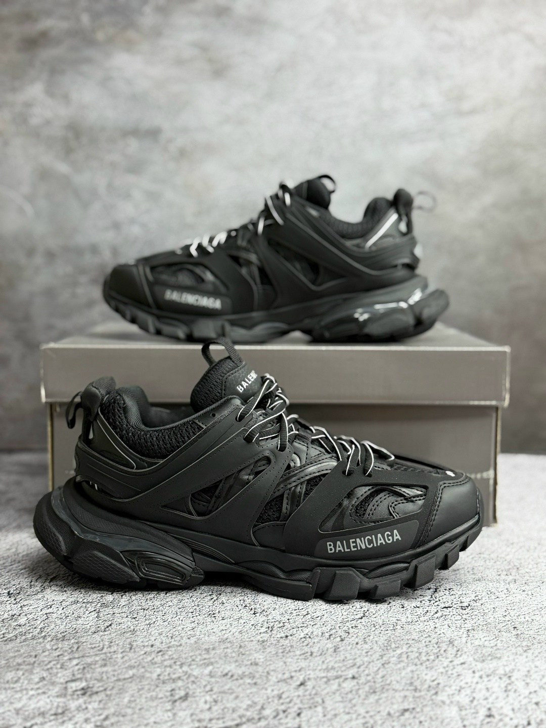 кроссовки balenciaga track,кроссовки balenciaga,кроссовки balenciaga track balenciaga,женские кроссовки balenciaga,balenciaga track