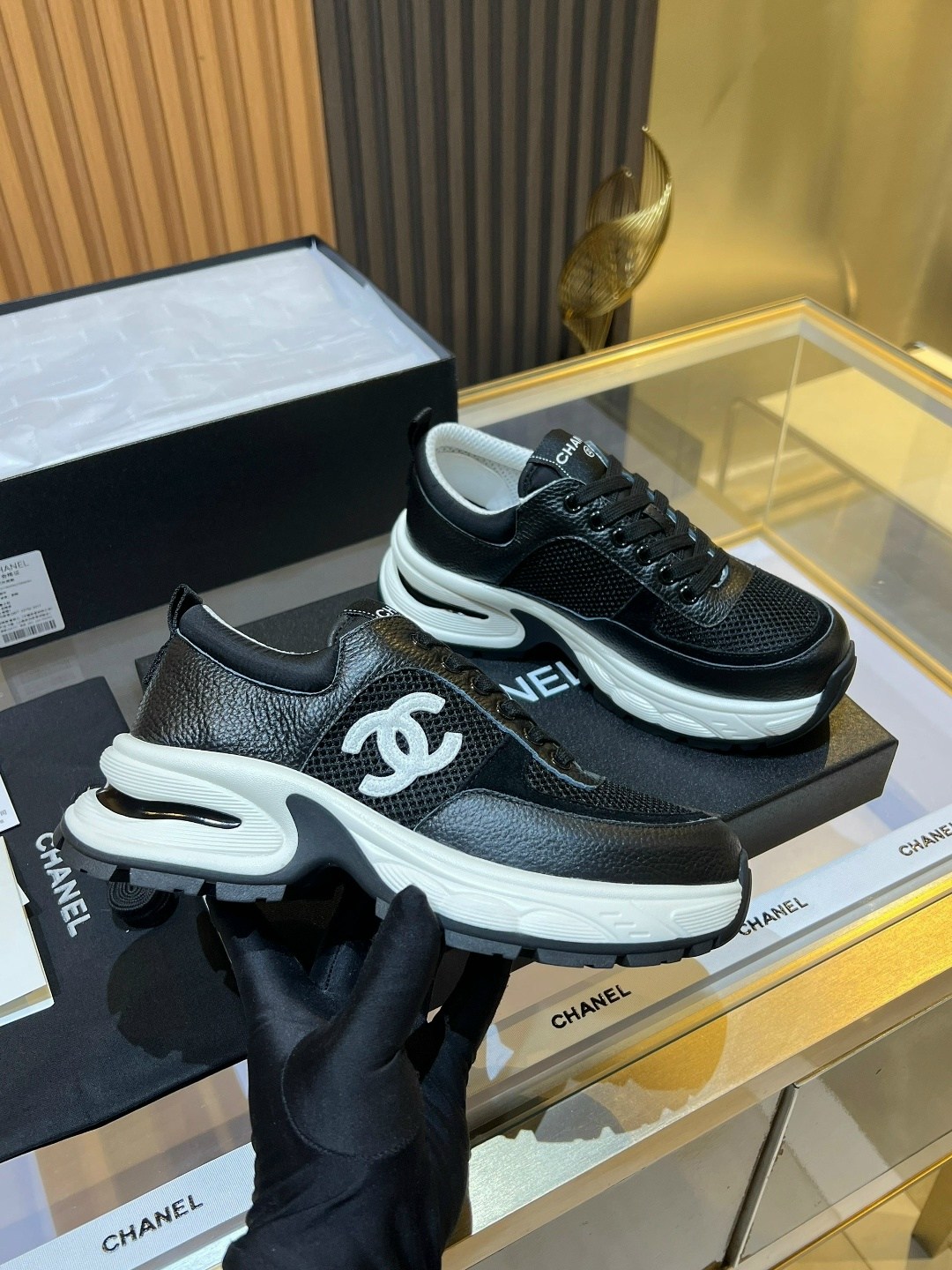 женские брендовые кожаные кроссовки chanel premium,chanel кроссовки,кроссовки chanel женские,chanel кроссовки женские премиум,кроссовки женский chanel premium