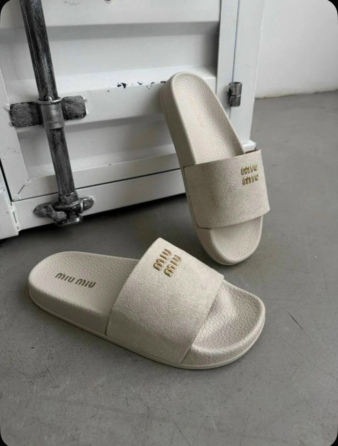 шлепки женские,шлепанцы miu miu,женские шлепанцы,,шлепанцы летние