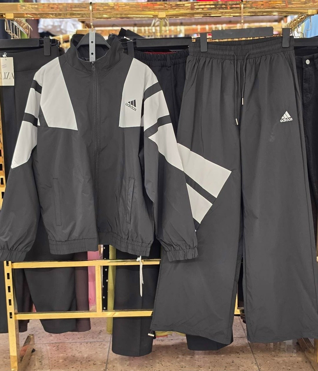 спортивный костюм adidas,костюм спортивный адидас,костюм адидас 90е,спортивный костюм,спортивный костюм мужской "adidas"