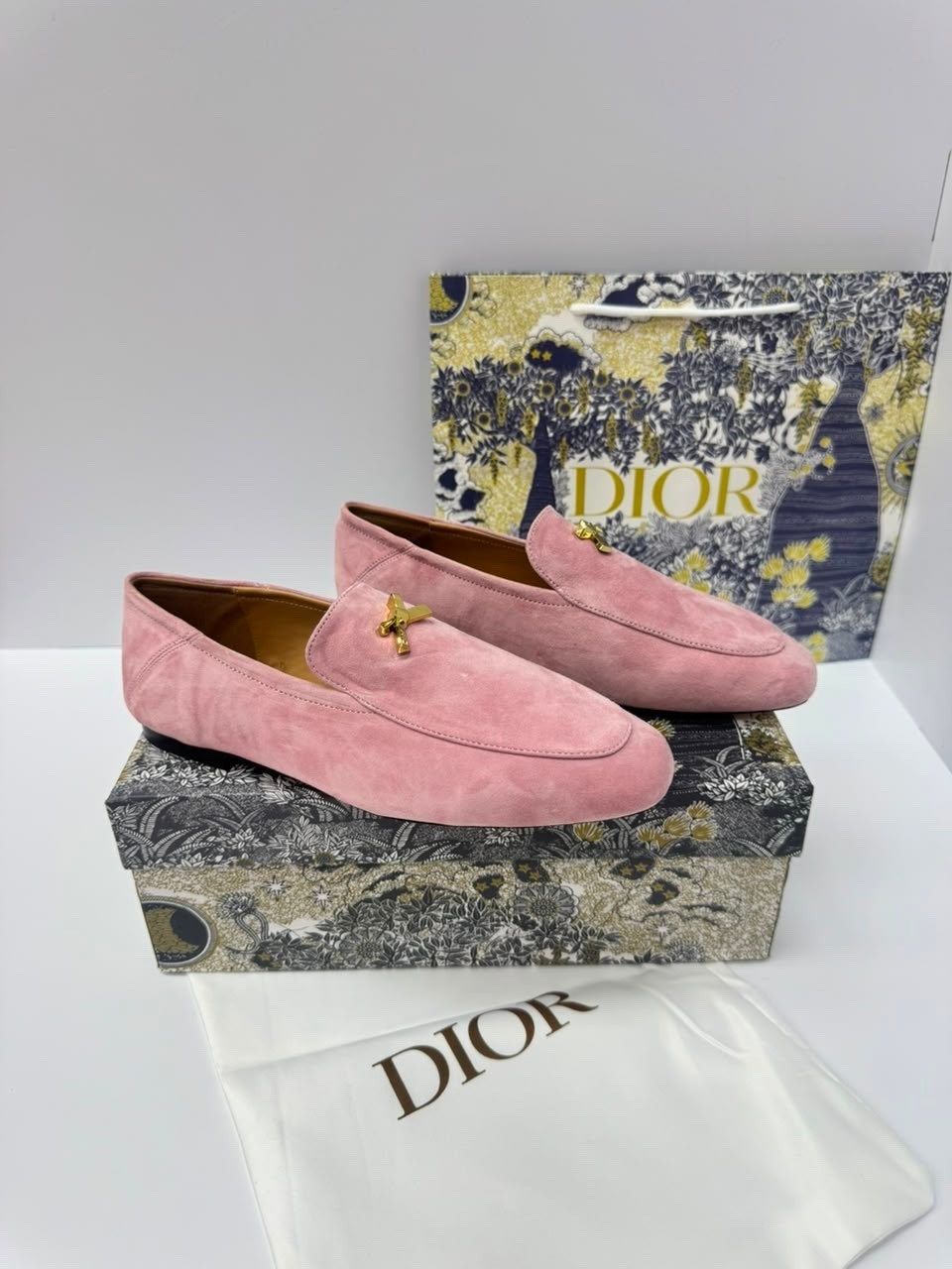 ,модели туфель,лоферы женские,замшевые лоферы,женские лоферы gucci