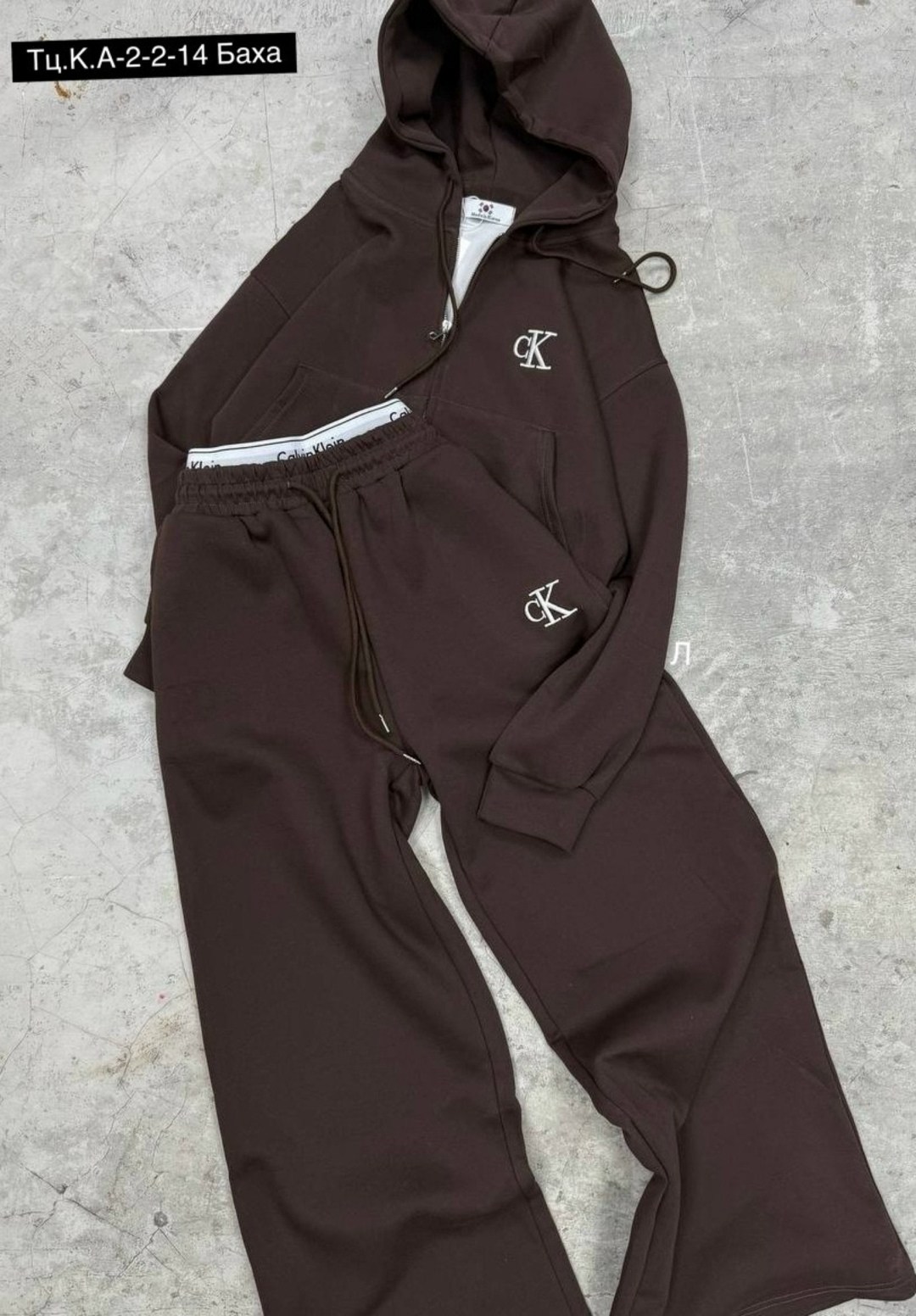 спортивный костюм calvin klein,кельвин кляйн спортивный костюм,спорт костюм кельвин кляйн,спортивные костюмы женские,спортивный костюм кельвин кляйн мужской
