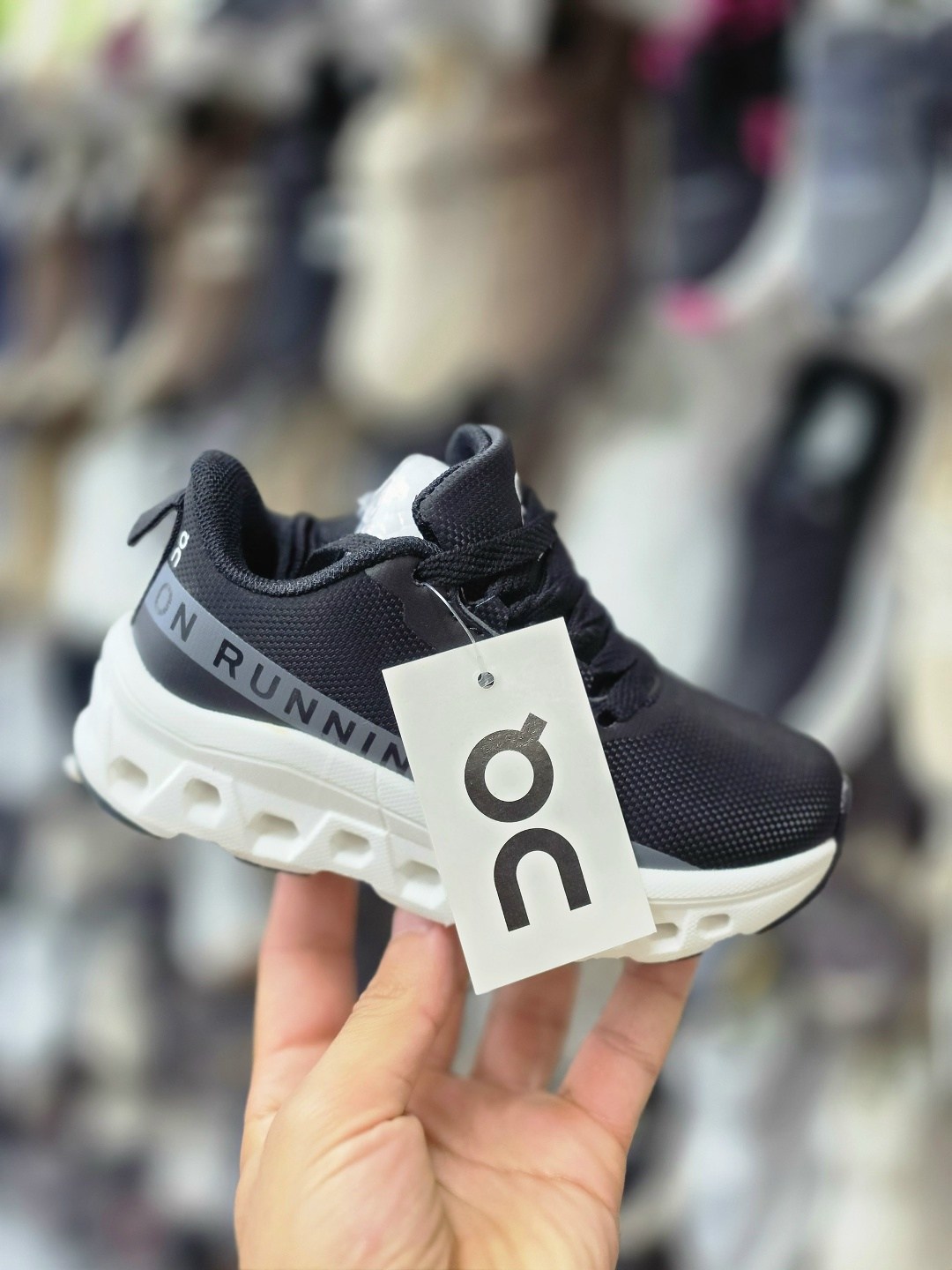 кроссовки,кроссовки on cloud,кроссовки женскиe,кроссовки-cloudzone on running,спортивные кроссовки