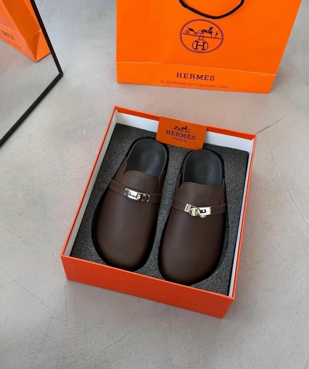 ,hermes мюли женские,тапочки hermes,шлепанцы hermes,hermes