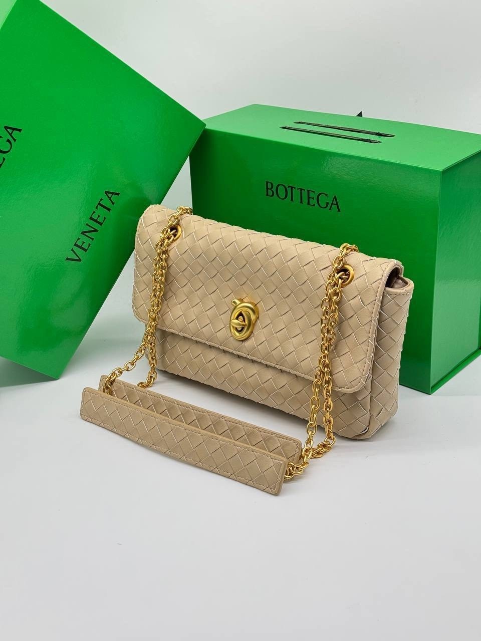 сумка bottega veneta,bottega veneta сумка на плечо,сумка bottega,сумка женская bottega veneta,клатч bottega veneta