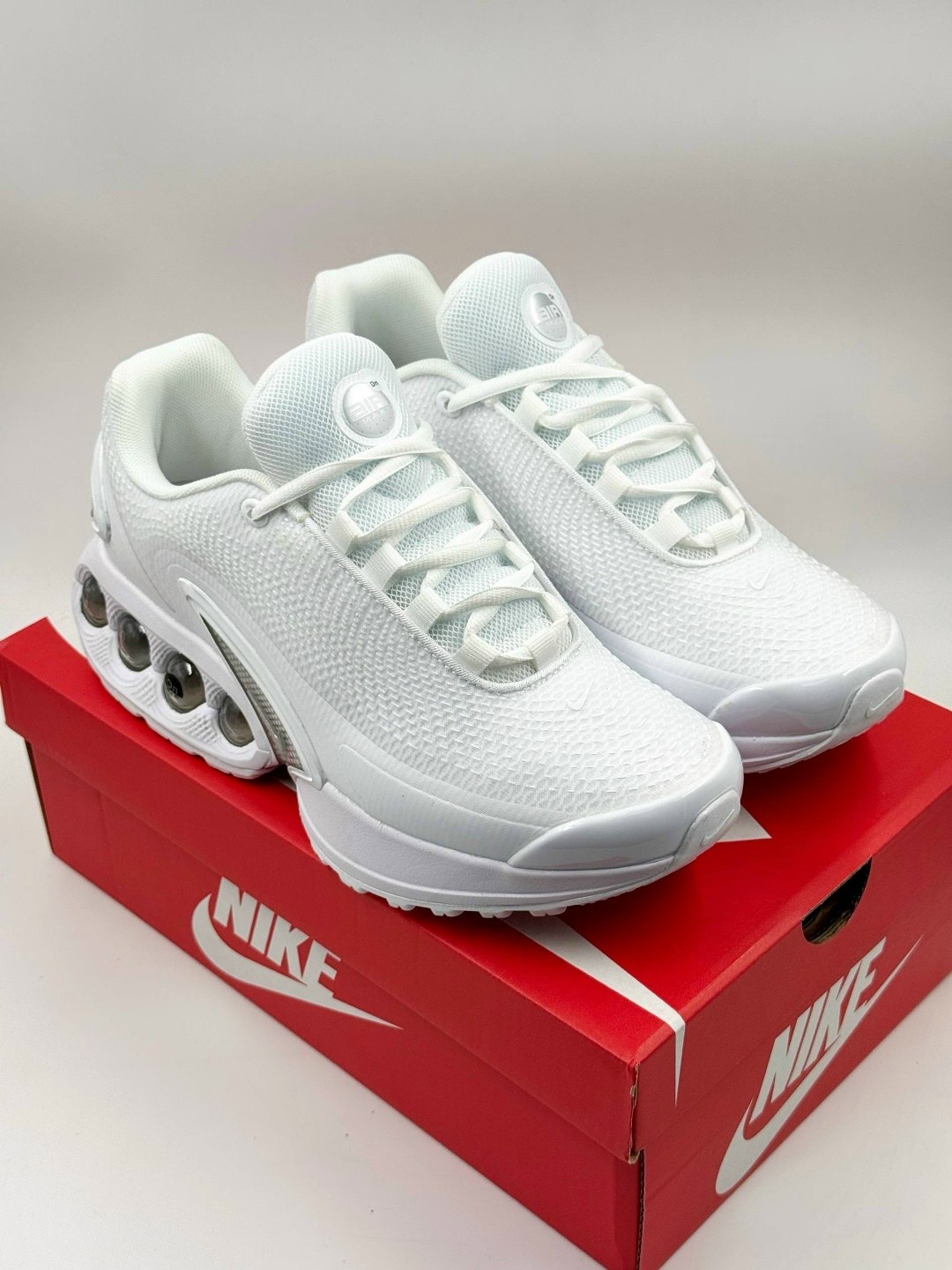 кроссовки nike air max dn all white,кроссовки nike air max dn,кроссовки,nike air max dn wmns white platinum silver,кроссовки air max dn nike sportswear белый