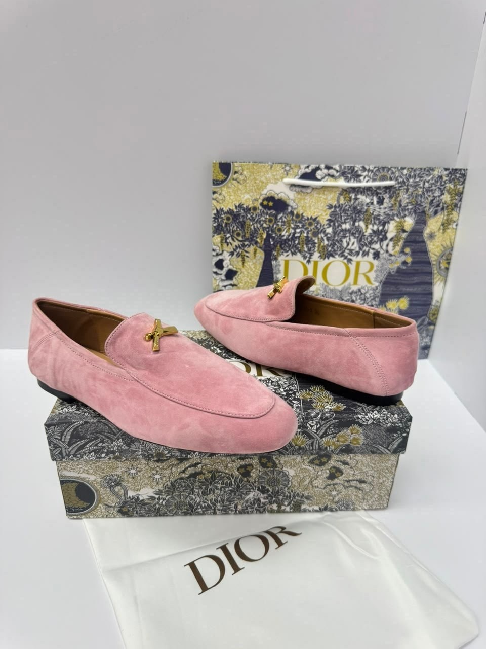 ,модели туфель,лоферы женские,замшевые лоферы,женские лоферы gucci
