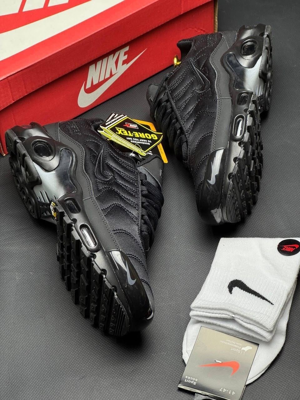 кроссовки nike air max plus tn,мужские кроссовки nike air max tn plus,nike air max plus tn,кроссовки nike tn black мужские,кроссовки nike air max tn plus terrascape