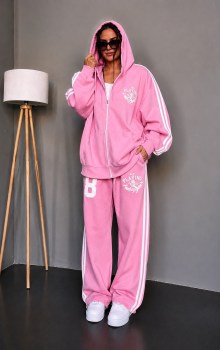 Костюм