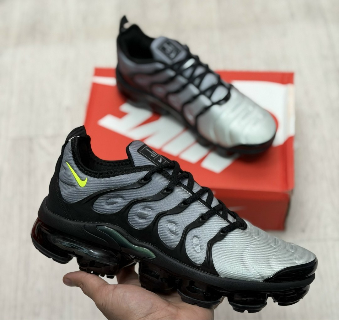 найк вапормакс плюс расцветки,кроссовки nike air vapormax plus,nike vapormax plus,nike air vapormax,nike air vapormax plus