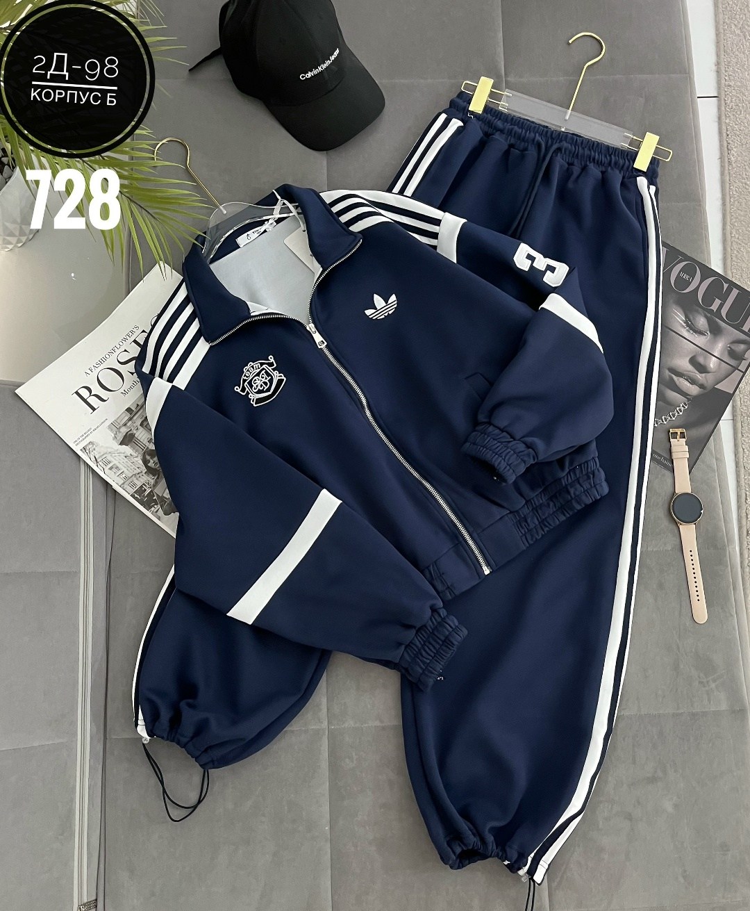 женский спортивный костюм adidas,красный костюм адидас ориджинал,спортивный костюм adidas original женский,костюм спортивный женский,костюм адидас