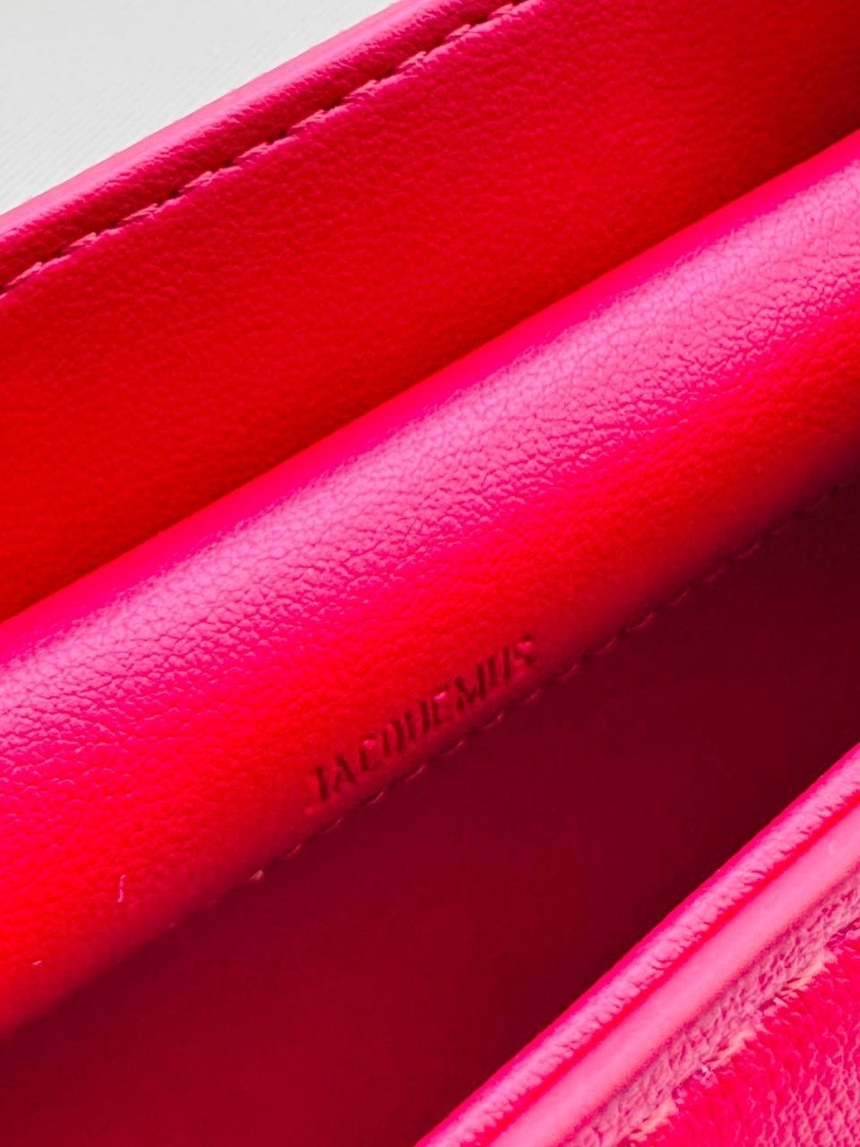 сумка,сумка jacquemus,женская сумка,модная сумка,jacquemus сумка на плечо