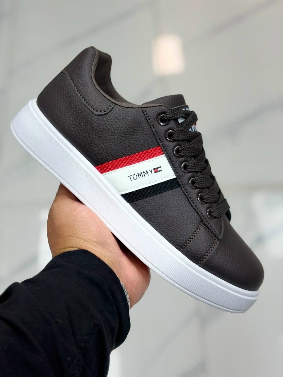 ,кеды томми хилфигер мужские,кроссовки мужские tommy hilfiger,спортивная ,кроссовки tommy hilfiger