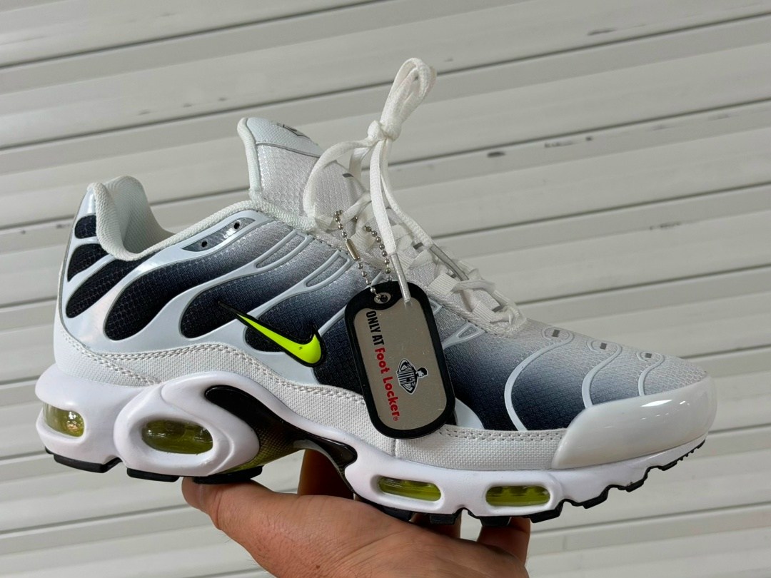 спортивные кроссовки унисекс nike air max plus tn черные,nike air max plus tn,кроссовки nike air max plus tn,спортивные кроссовки унисекс nike air max plus tn черные 41 eu,nike air max plus