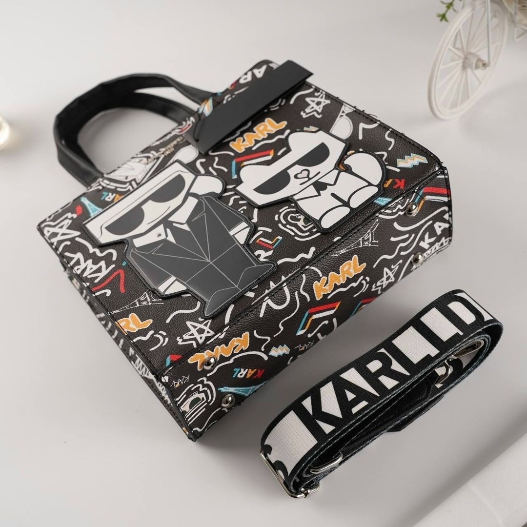 сумка karl lagerfeld,карл лагерфельд сумка,женская сумка с принтом,сумка карл лагерфельд париж,сумка шоппер с декором karl lagerfeld