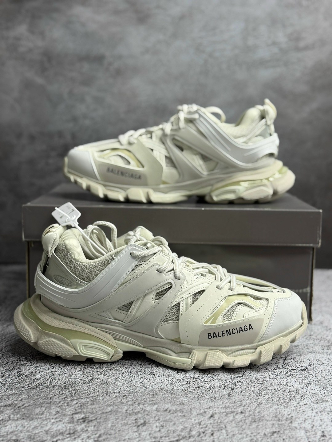 кроссовки balenciaga,кроссовки balenciaga track,кроссовки женские balenciaga,кроссовки мужские "balenciaga track" р. 41-45,мужские весенние кроссовки balenciaga track