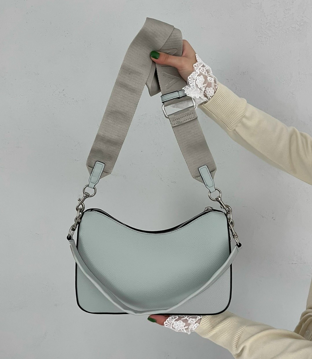 сумка,marc jacobs сумка женская,женская сумка,кожаная сумка хобо merveille coccinelle,сумка женская бежевая