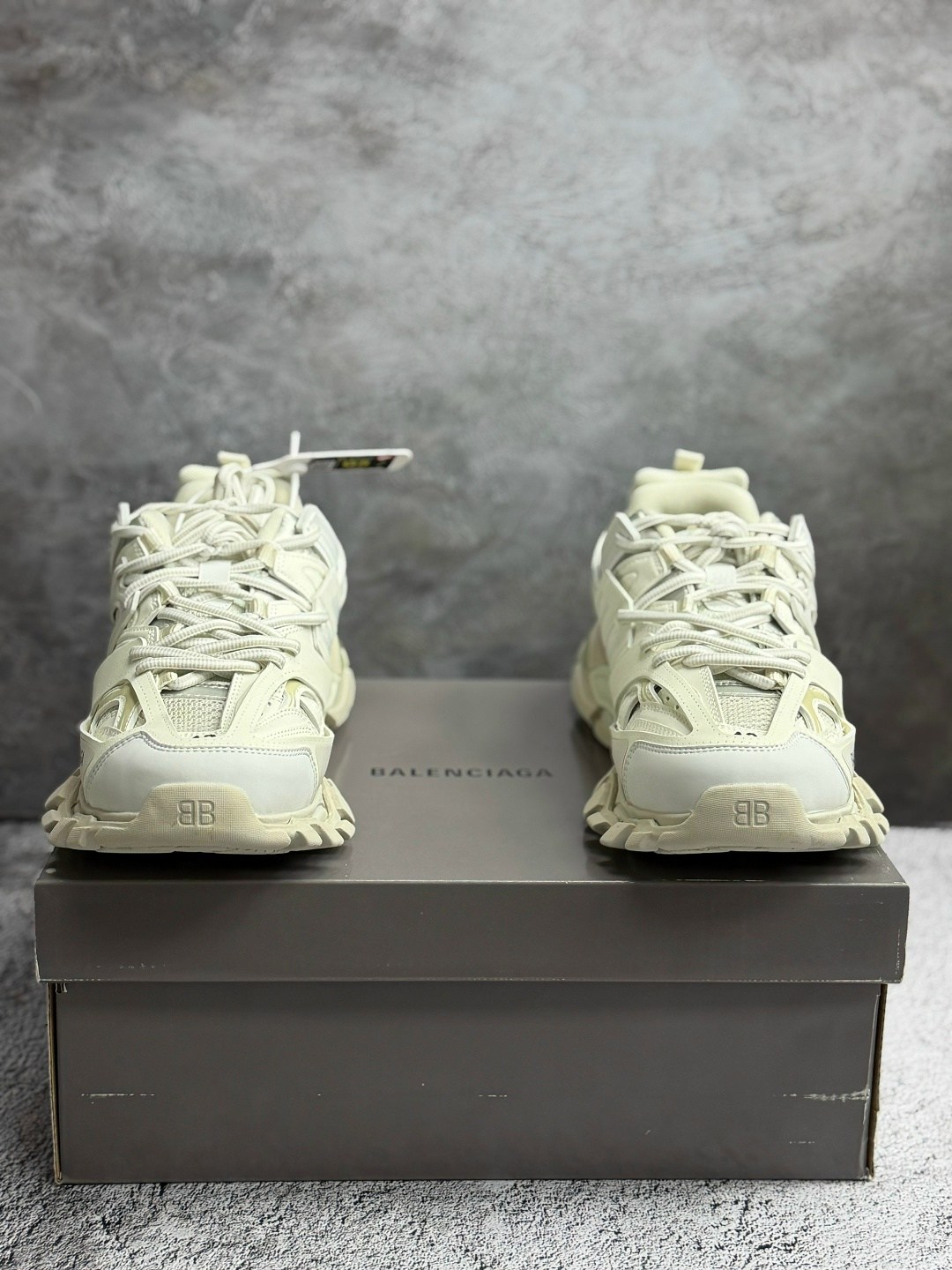 кроссовки balenciaga,кроссовки balenciaga track,кроссовки женские balenciaga,кроссовки мужские "balenciaga track" р. 41-45,мужские весенние кроссовки balenciaga track