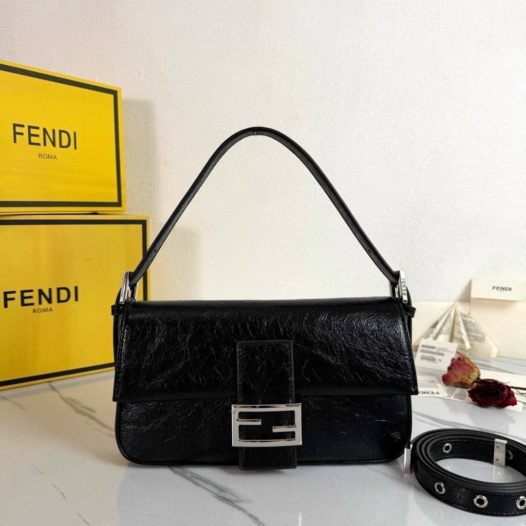 сумка fendi,fendi сумка женская,сумка fendi baguette,fendi сумка багет,fendi сумка на плечо багет