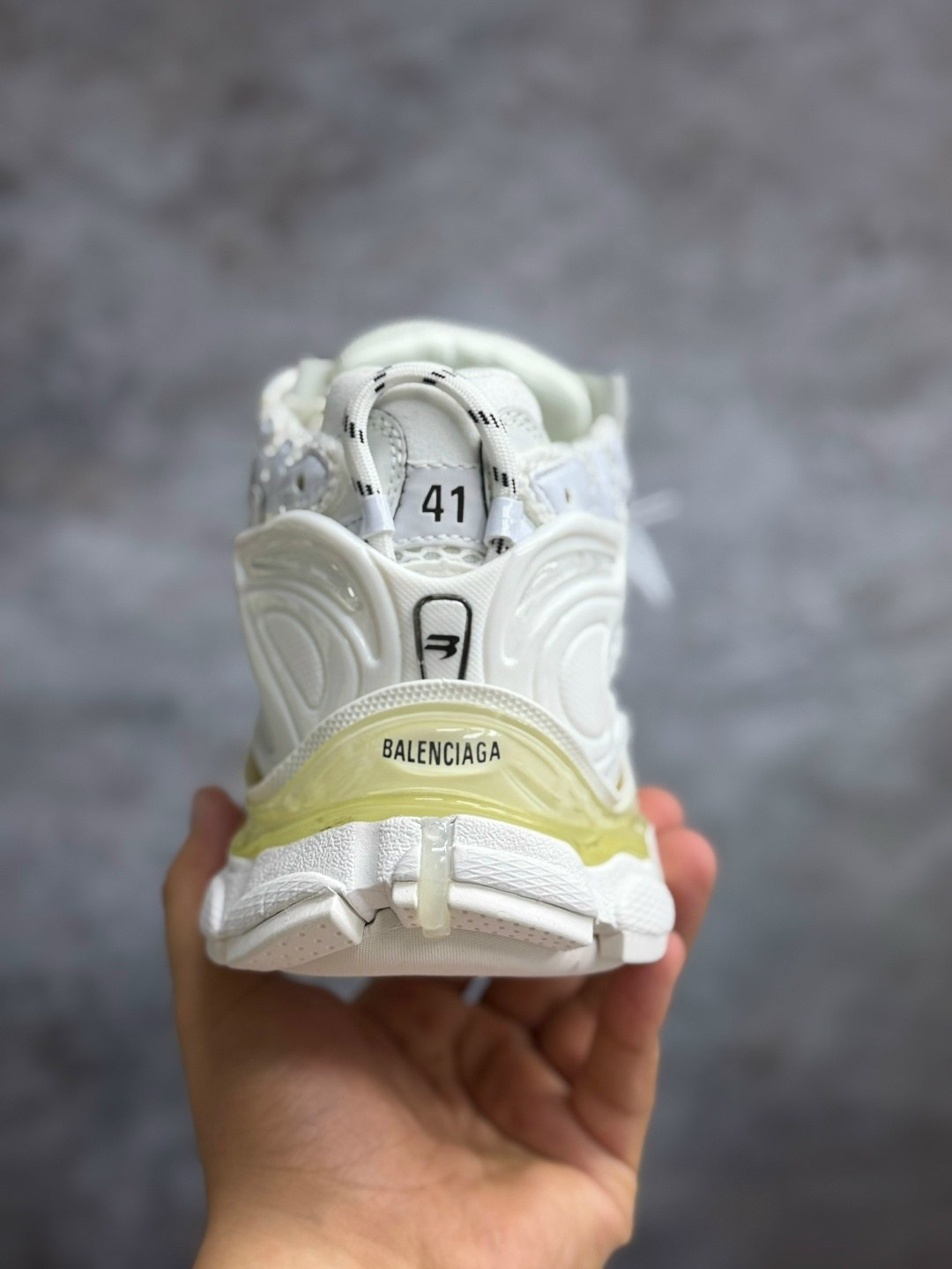 кроссовки balenciaga,кроссовки женские balenciaga,кроссовки balenciaga runner sneaker белый,balenciaga runner sneaker 'white',кроссовки balenciaga runner