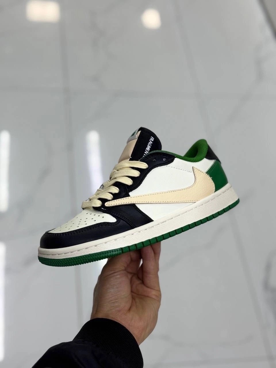 кроссовки nike air jordan 1 x travis scott low,nike air jordan 1 low travis scott,кроссовки nike air jordan 1 low travis scott,travis scott x nike air jordan 1 low,кроссовки nike air jordan 1 low trav