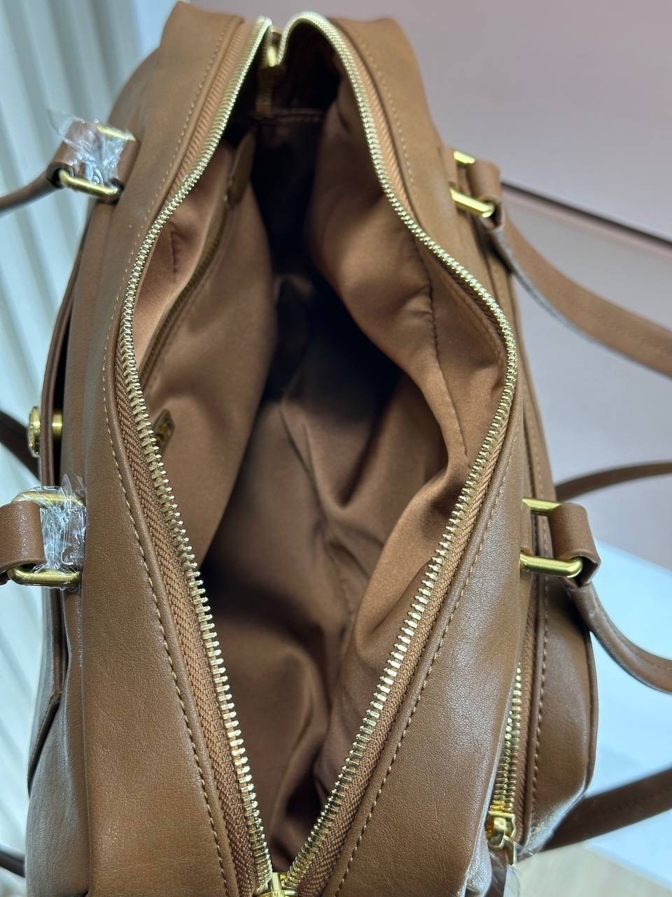 сумка женская miu miu,сумка,сумка miu miu,сумка миу миу,кожаная сумка