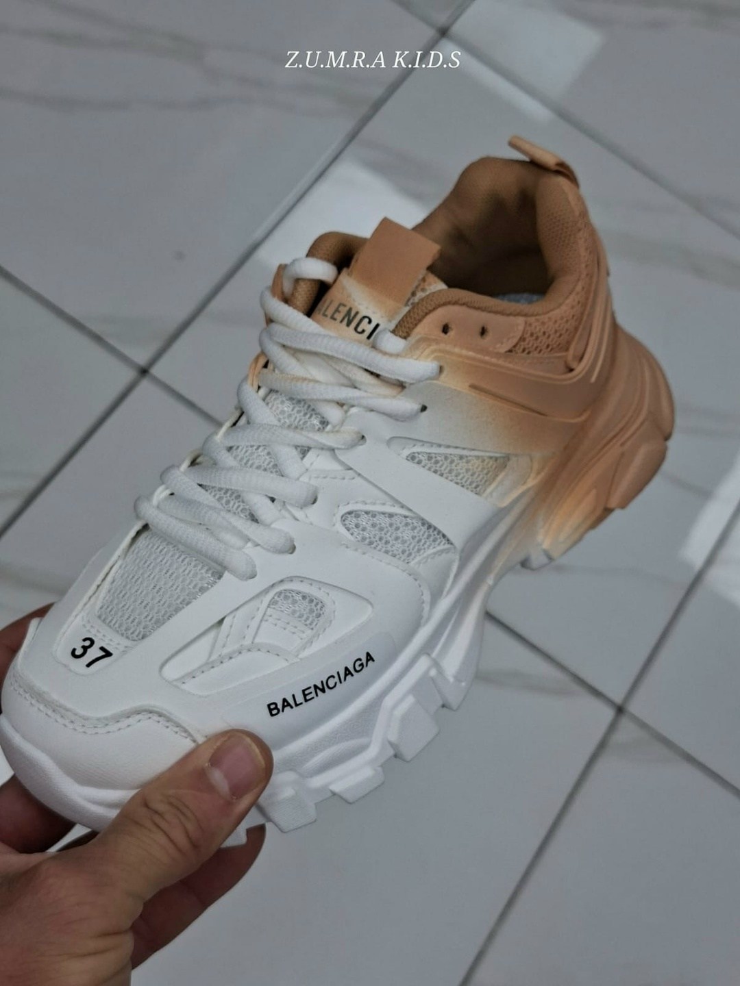 кроссовки balenciaga,кроссовки balenciaga женские,баленсиага кроссовки в сетку,кроссовки,balenciaga кроссовки track
