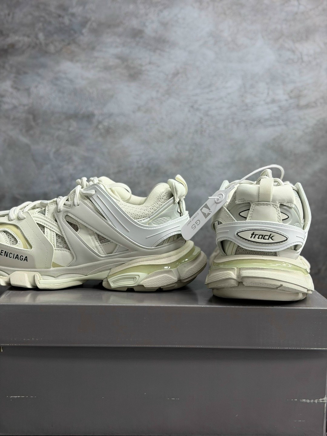 кроссовки balenciaga,кроссовки balenciaga track,кроссовки женские balenciaga,кроссовки мужские "balenciaga track" р. 41-45,мужские весенние кроссовки balenciaga track