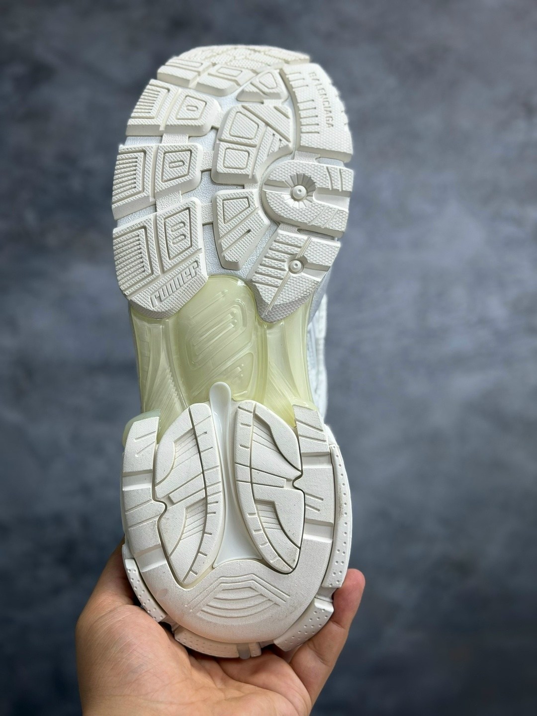 кроссовки balenciaga,кроссовки женские balenciaga,кроссовки balenciaga runner sneaker белый,balenciaga runner sneaker 'white',кроссовки balenciaga runner