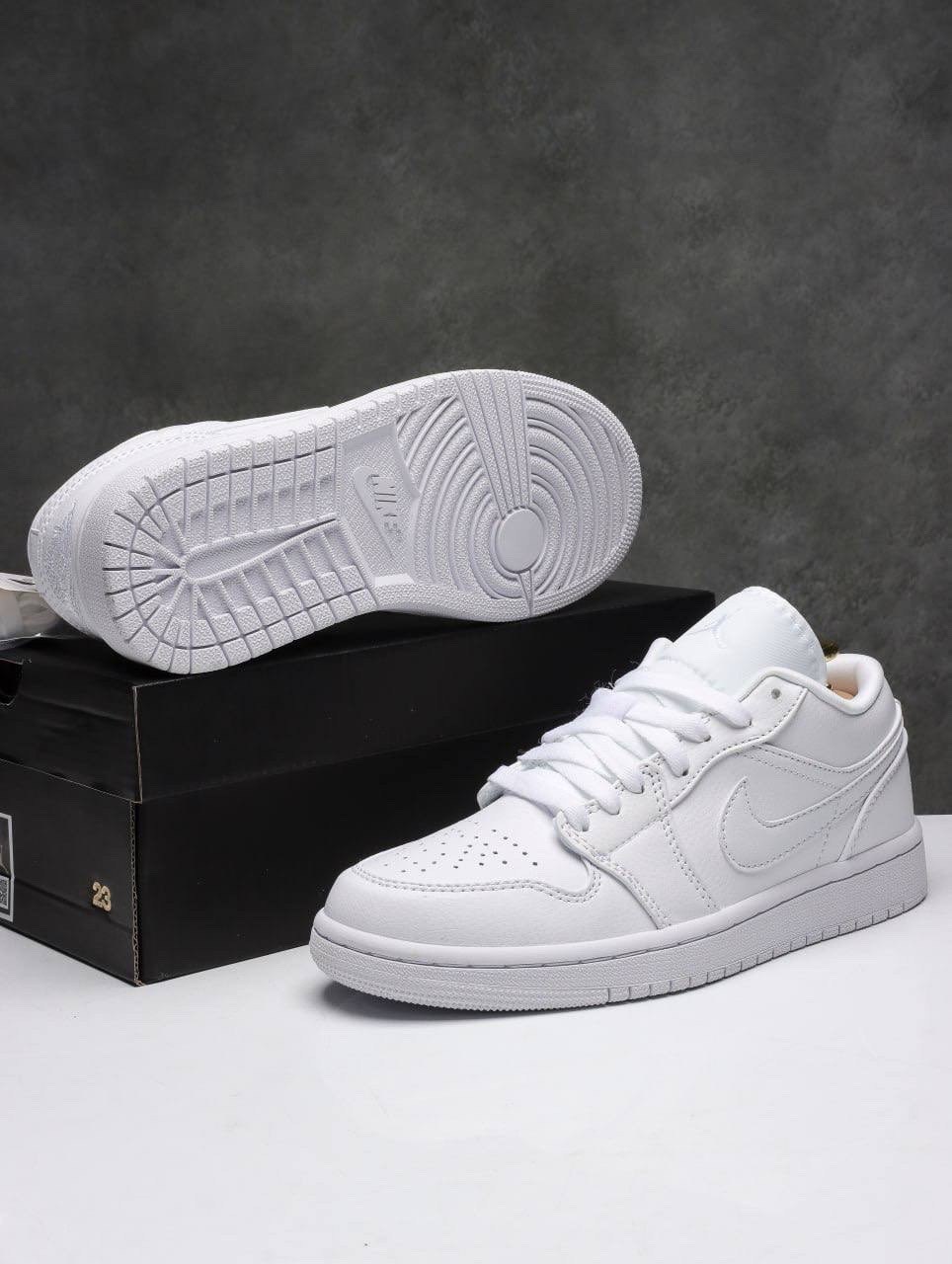 air jordan 1 low triple white,кроссовки air jordan 1 low triple white,кроссовки nike air jordan 1 low,nike air jordan 1 low white,nike air jordan 1 low