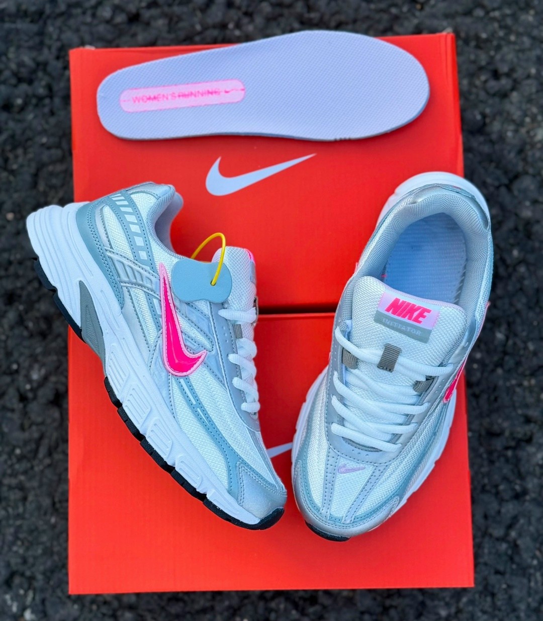кроссовки,кроссовки повседневные,кроссовки nike,женские кроссовки,спортивные кроссовки
