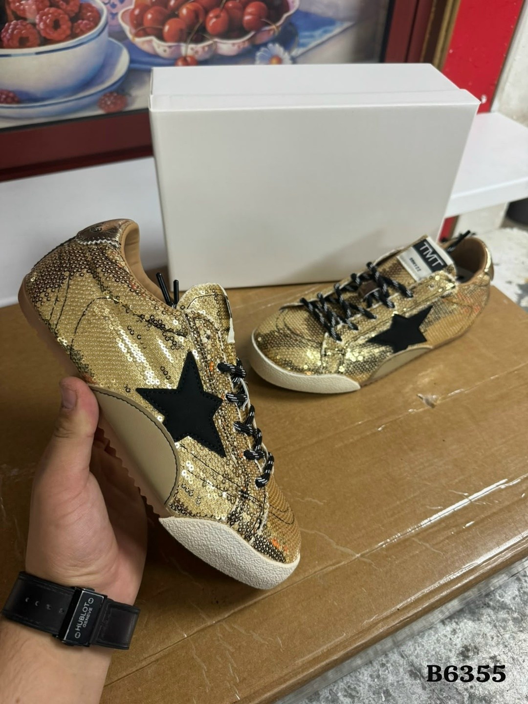 ,golden goose кроссовки,замшевые кроссовки,женские кроссовки,брендовая