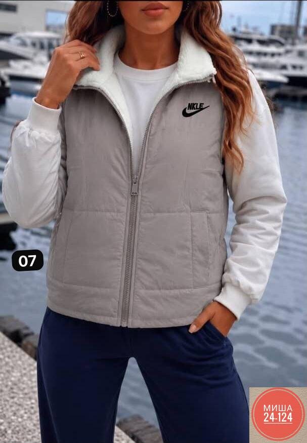 женский жилет nike,жилетка nike,жилет утепленный nike nike,жилет nike,жилетка женская