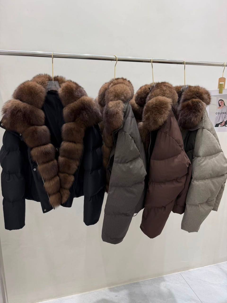куртка с натуральным мехом,куртка с мехом,пуховик с натуральным мехом,женская куртка с меховым воротником,куртка с натуральным мехом женская