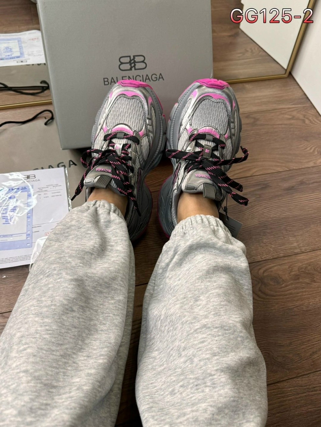 женские кроссовки balenciaga 3xl серебристые с розовым,кроссовки женские balenciaga,кроссовки balenciaga,женские кроссовки balenciaga 3xl серебристые с розовым lm-18153,кроссовки 3xl balenciaga