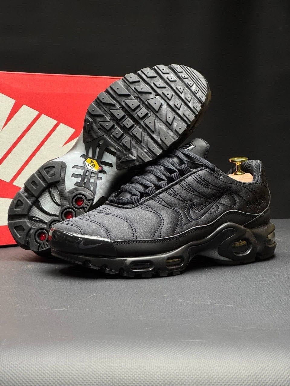 кроссовки nike air max plus tn,мужские кроссовки nike air max tn plus,nike air max plus tn,кроссовки nike tn black мужские,кроссовки nike air max tn plus terrascape