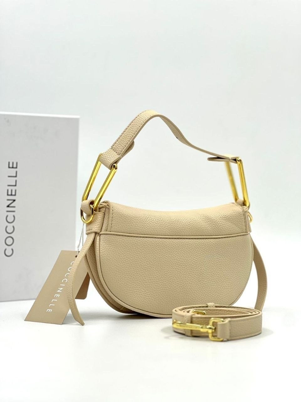 сумка coccinelle,сумка через плечо coccinelle,сумка,сумка женская,coccinelle сумка на плечо