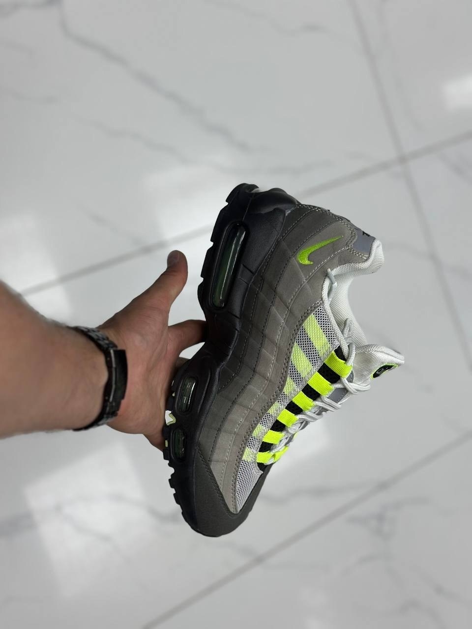 nike air max 95,nike air max 95 og,nike air max 95 neon,nike air max 95 og neon 2026,air max 95