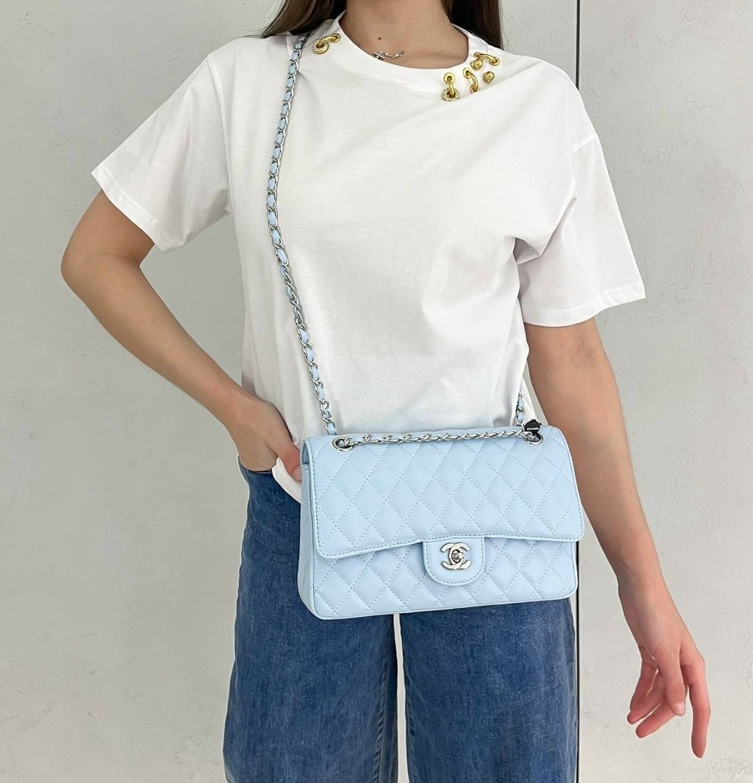 сумка chanel,сумка шанель chanel 2.55 flap бежевая с фурнитурой серебро,шанель сумка,сумка chanel женская,сумка chanel сумка chanel