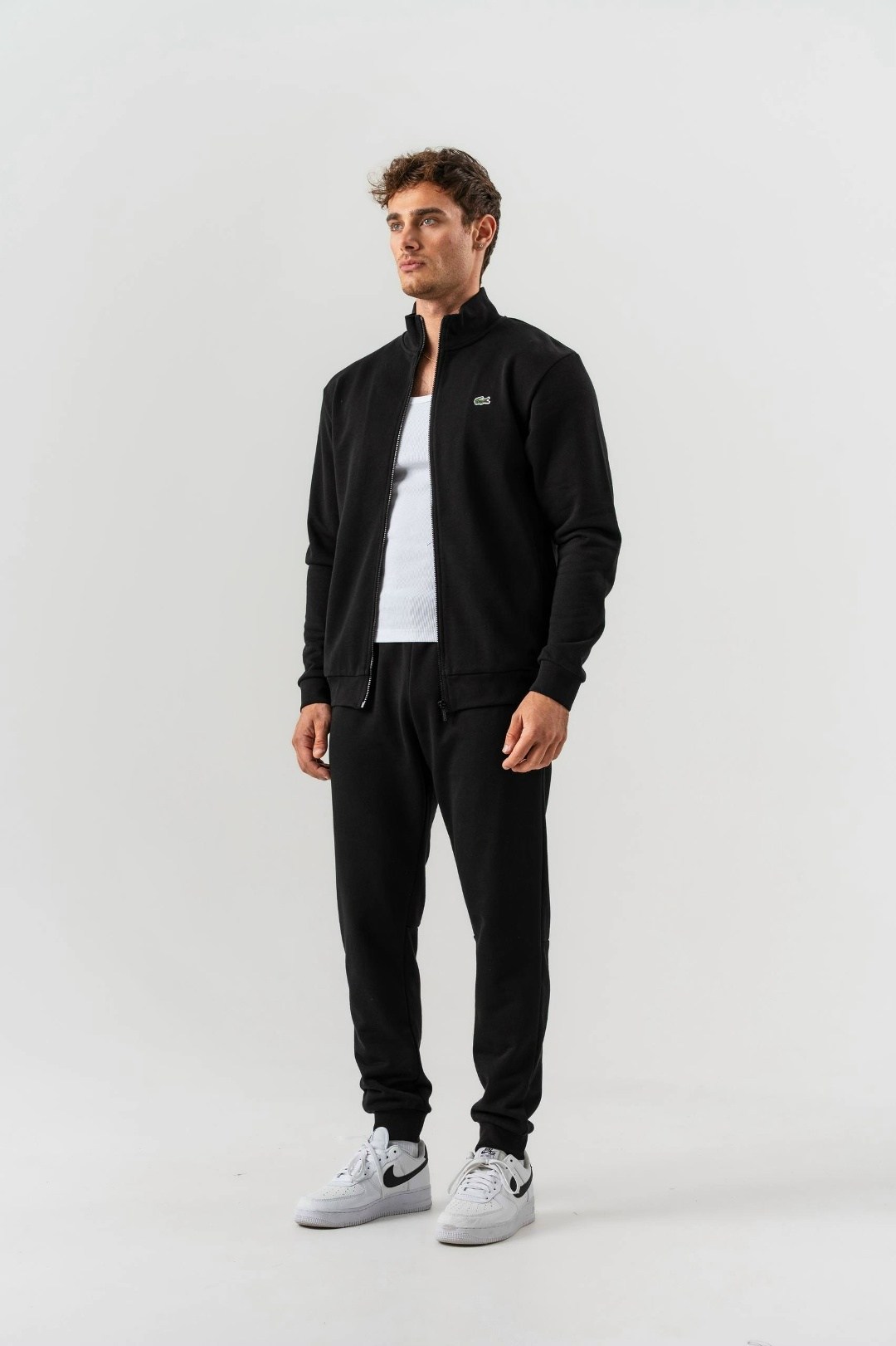 спортивные штаны лакост,спортивные брюки lacoste,мужские спортивные брюки lacoste,спортивные штаны lacoste,спортивные брюки