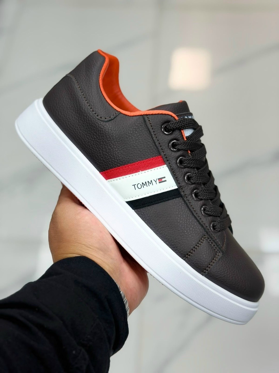 ,кеды томми хилфигер мужские,кроссовки мужские tommy hilfiger,спортивная ,кроссовки tommy hilfiger